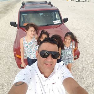 Meet your Posher, Eric